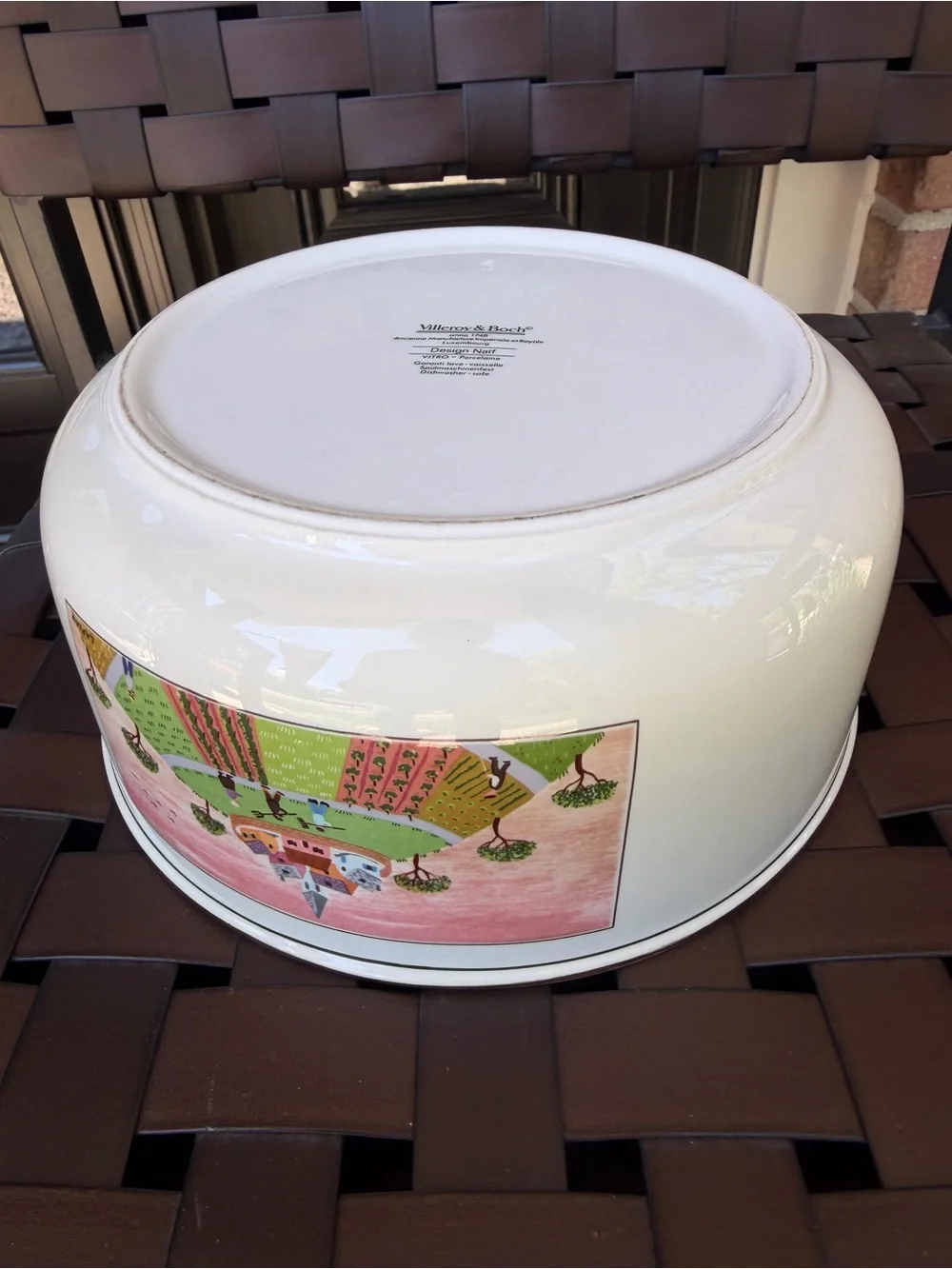 Villeroy & Boch Design Naïf Vegetable Serving Bowl PRICE DROP FIRM